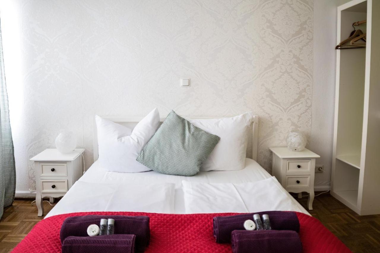 Bed & Breakfast My Place Mit Fruehstueckspaket - With Breakfastbox Frankfurt am Main